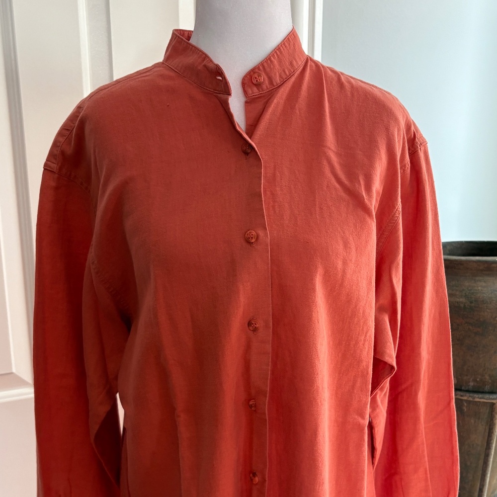 Casual Corner Terracotta Color Button Down Shirt